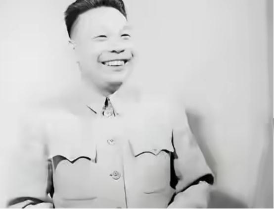 吴石死后十五年，每月有人给他妻子送来320元台币，蒋经国查清了送钱的人，却不敢说