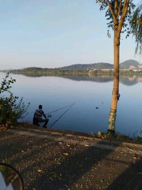 选对人比改变人重要一万倍，
这句话我直到20年后才终于弄懂！

不得不说，人，真