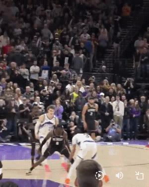 来看看猪猪侠的绝杀nba