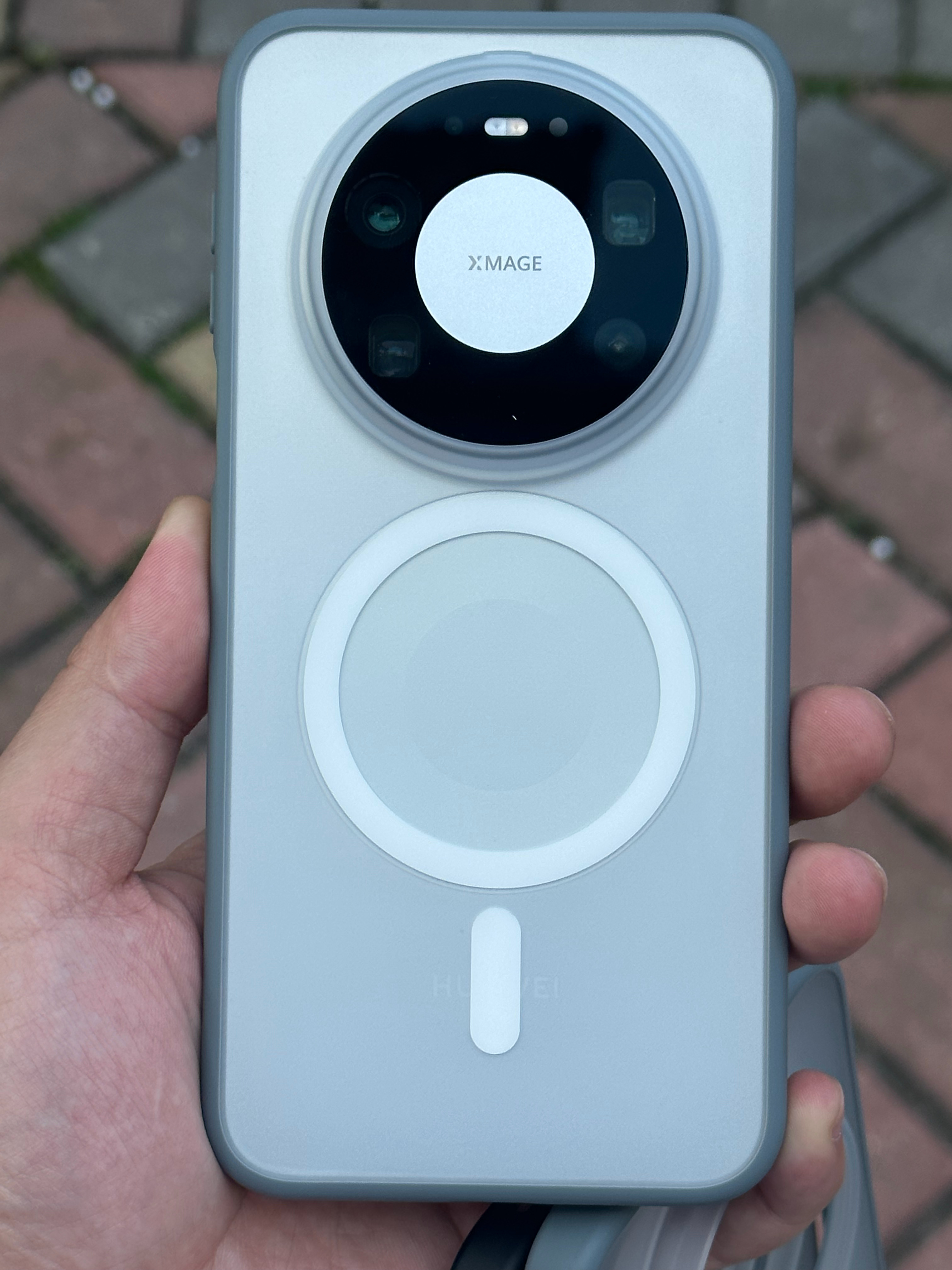 Mate80ProMax 013 灰色磁吸注意，壳子比较滑，如果摔到手机了，我们