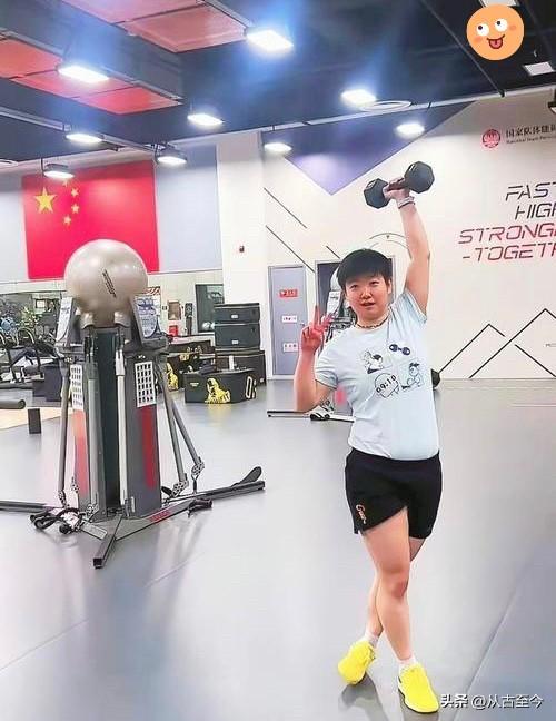 🔥键盘侠别瞎黑！
     孙颖莎的“肚子”
    是横扫赛场的杀器！

 