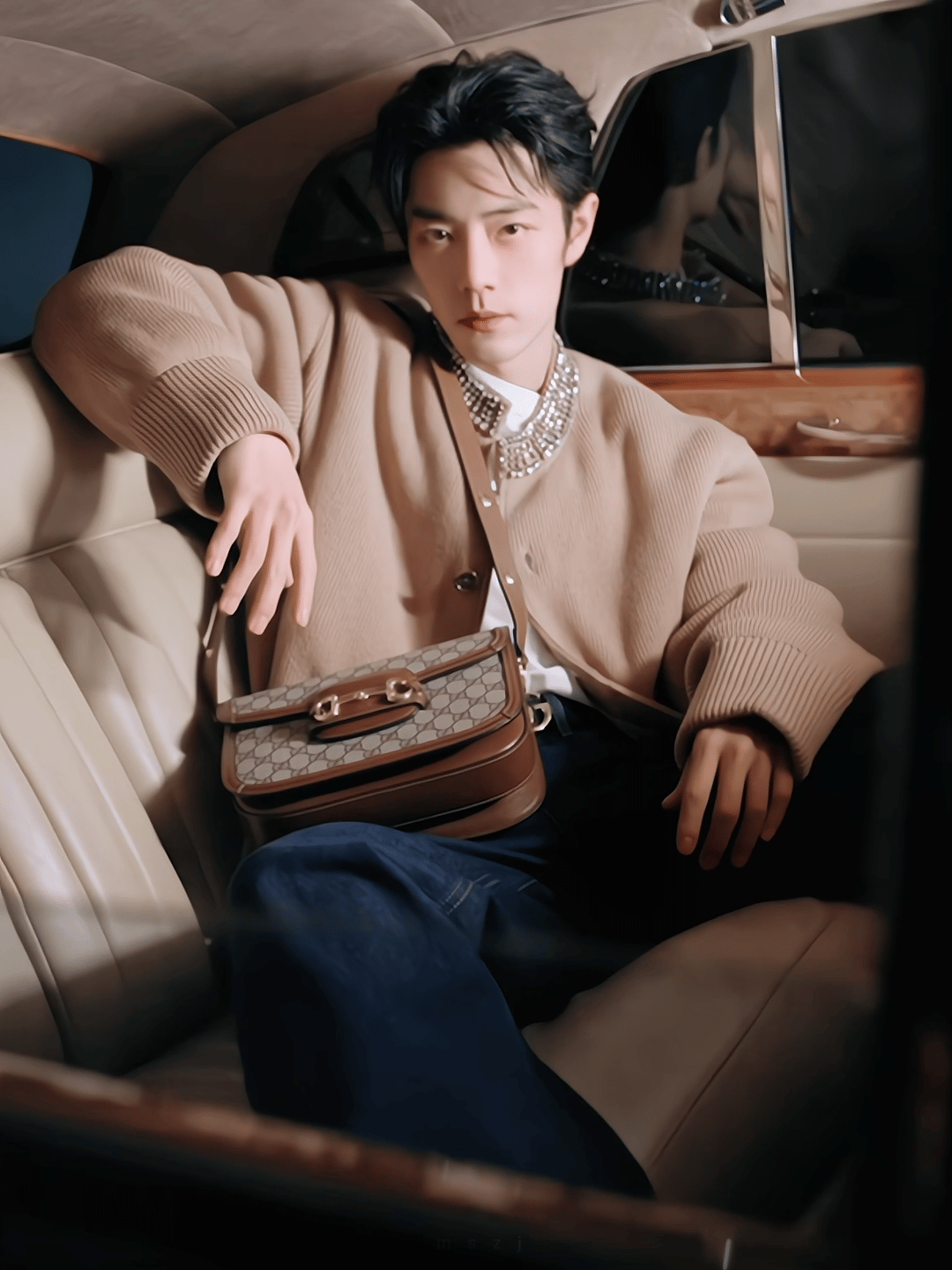 #陪肖战走花路# 晚安安🌙[抱一抱]❤️Jada Facer/Kyson Fa