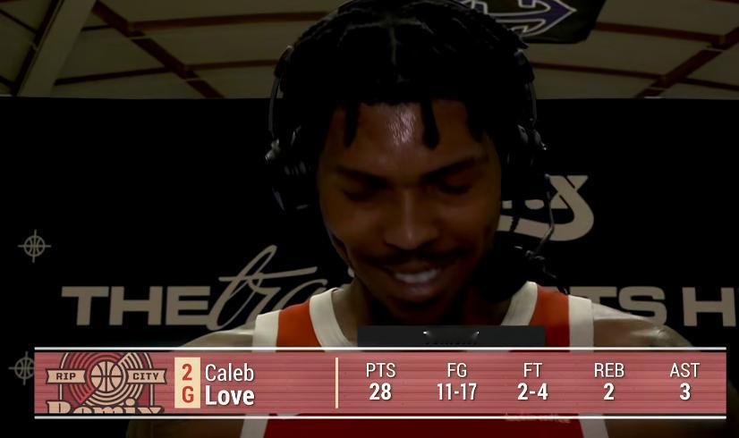 凯莱布乐福，不愧是混音利拉德。加时连得7分，最后一记炸球三分球绝杀，挥手和南湾湖