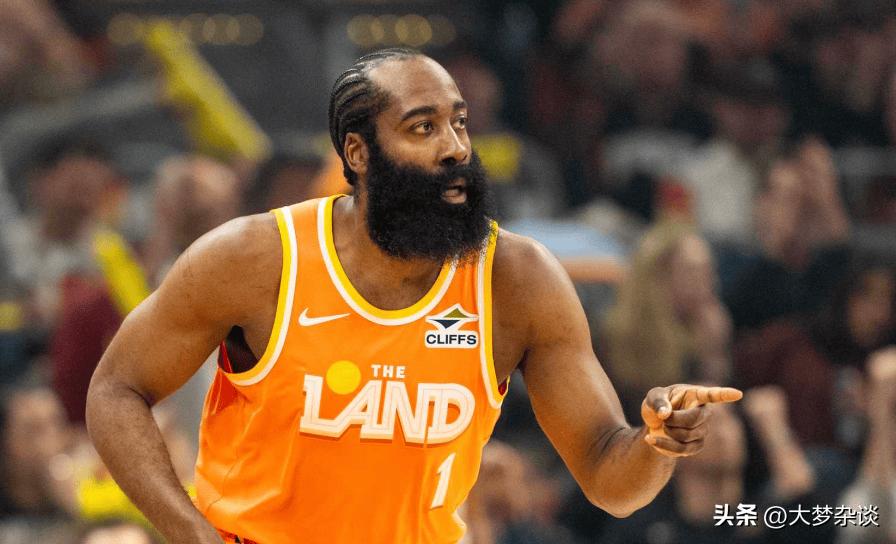 事实证明，得分爆发力这一块，哈登依旧是联盟第一档。

今天打魔术第一节三个回合连