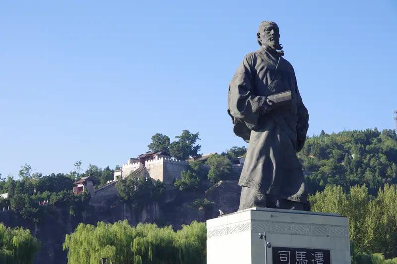 司马迁的《史记》太值得读了！它是中国最早的纪传体通史，记载了黄帝到汉武帝时期约三