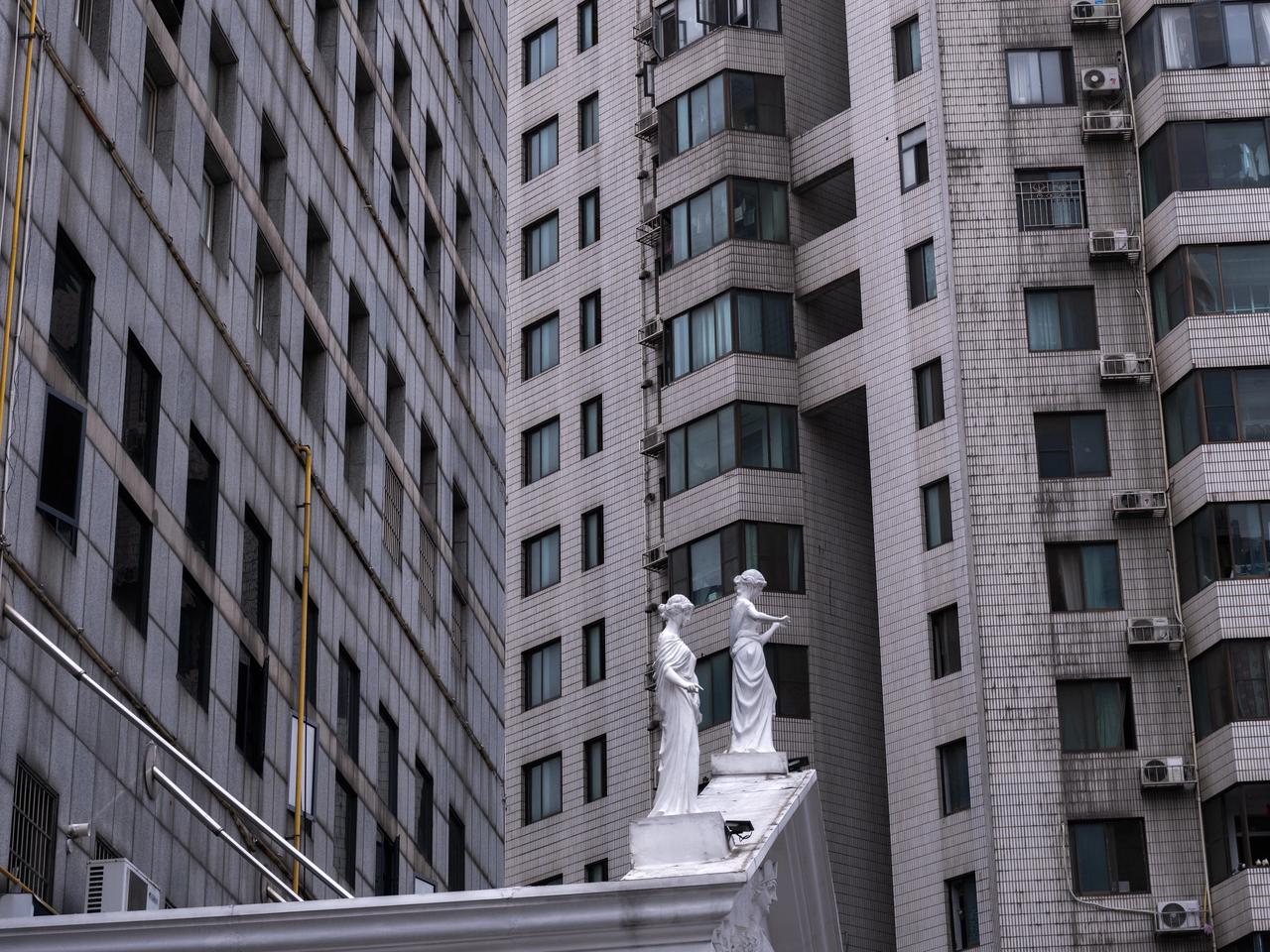 长沙是个好地方！昨天只拍了一个下午，没有太多心动之作。麻烦看到的帮我选张好的呗。