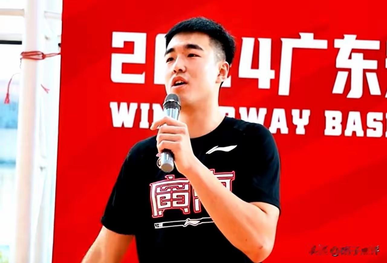 夏训还没开始，广东队就签下了几份合同，锁定了球员，稳定了队伍！

新赛季外援政策