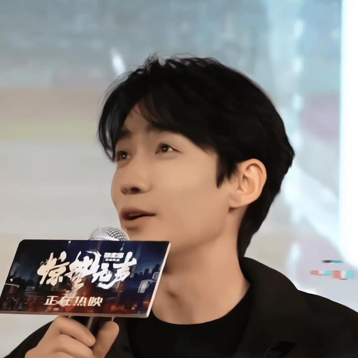 哈哈哈哈哈经典问号脸朱一龙