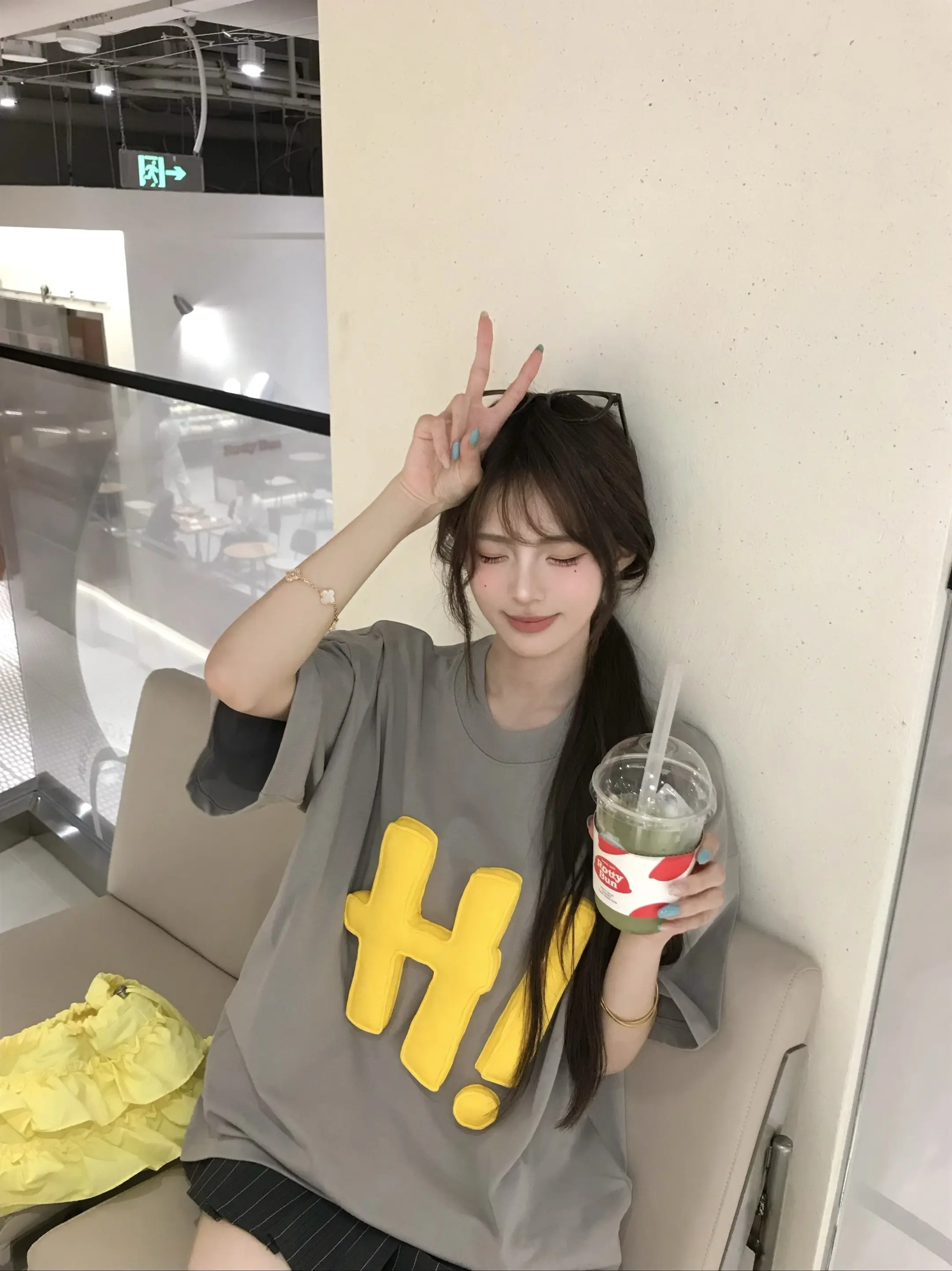 女孩 克服每一个想依赖他人的瞬间