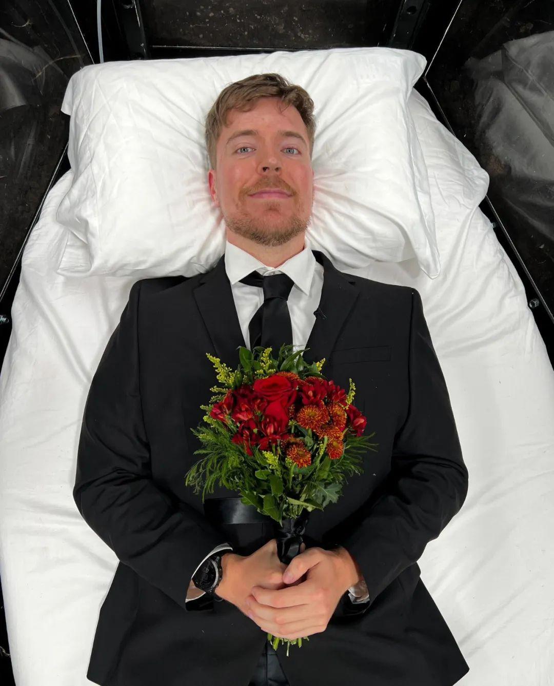 Mr. Beast 打算把自己活埋，体验做死人。
好像要拍视频把自己埋在土里，然