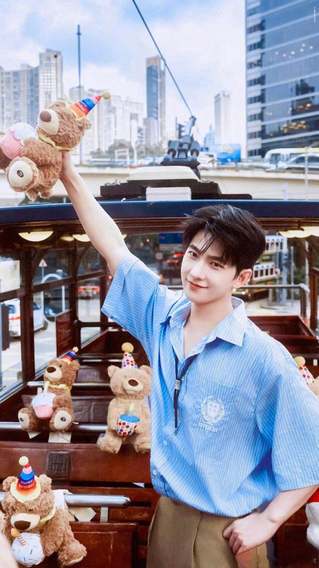 王耀庆严选内娱四大帅哥 王耀庆眼中的于适、张凌赫、杨洋、王鹤棣，是内娱四种帅哥类