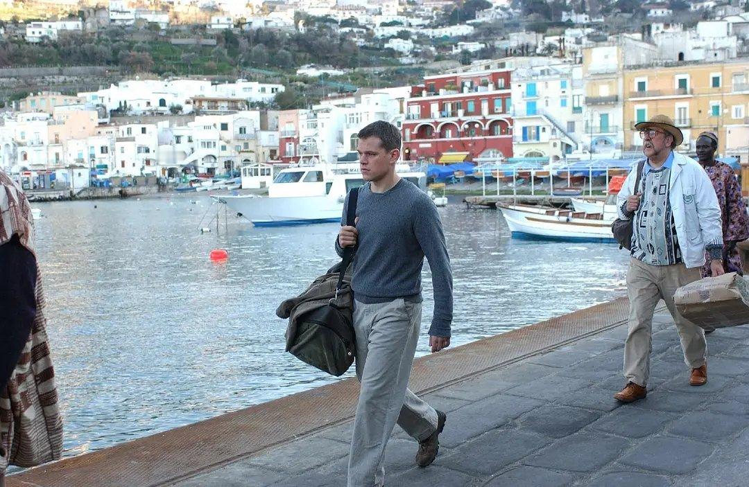 21年前的今天，保罗·格林格拉斯导演、马特·达蒙主演的《谍影重重2》在中国内地上