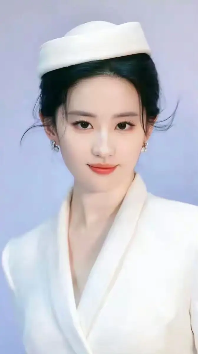 刘亦菲。