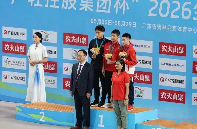 全国跳水冠军赛天津队斩获两银天津队两银背后，是无数次起跳、翻转、入水的打磨。朱勇
