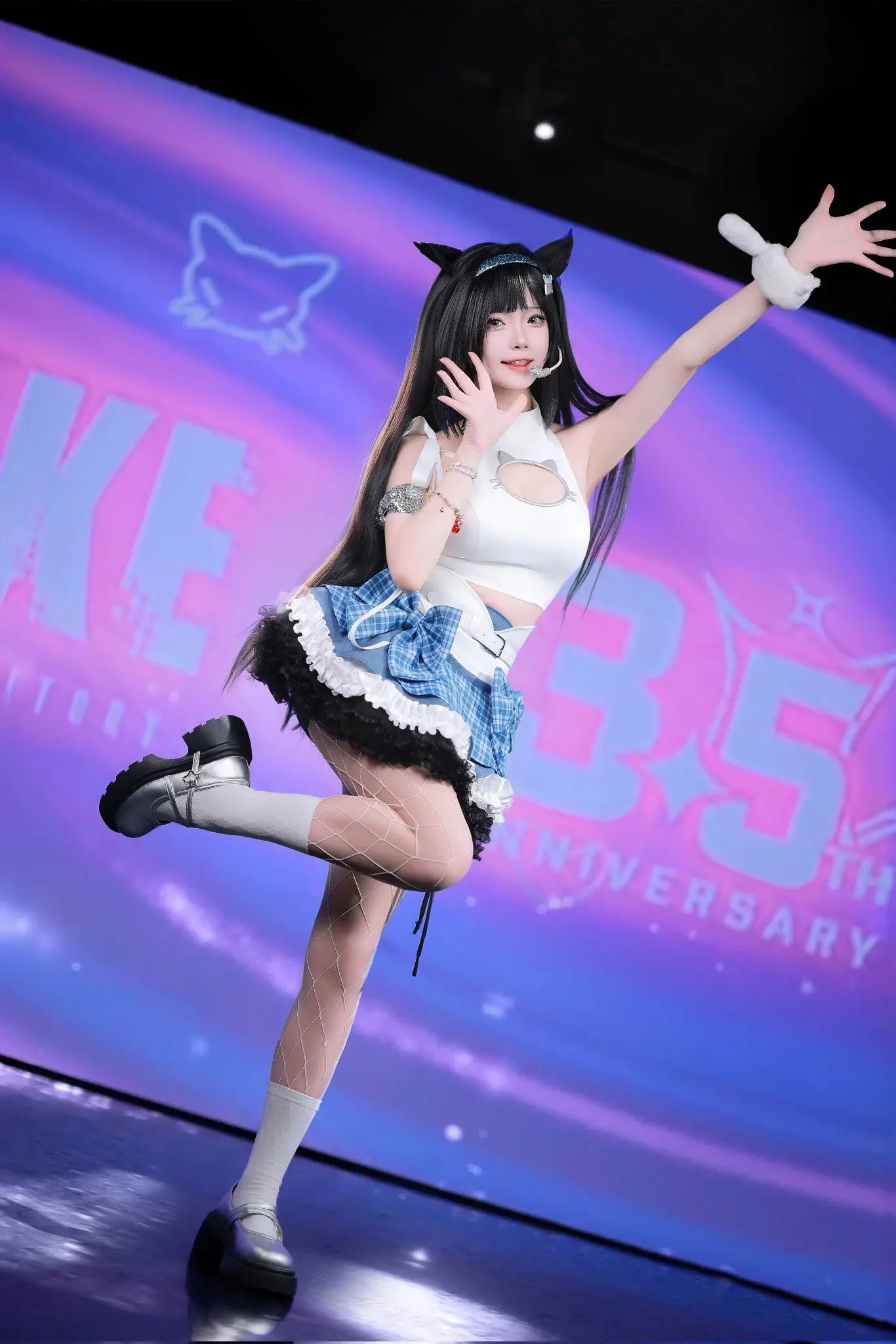 甜美风cosplay 敏特 胜利女神nikke cosplay 漫展养眼造型大赏