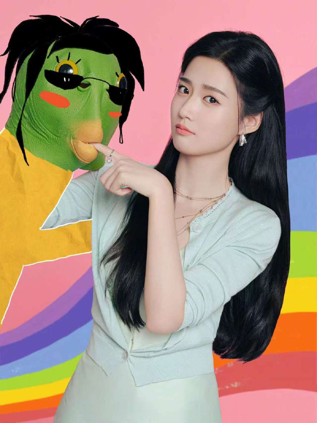 卢昱晓的OOTD我家那闺女开播我家那闺女这身OOTD的帆布鞋上画满了闺女们的签名