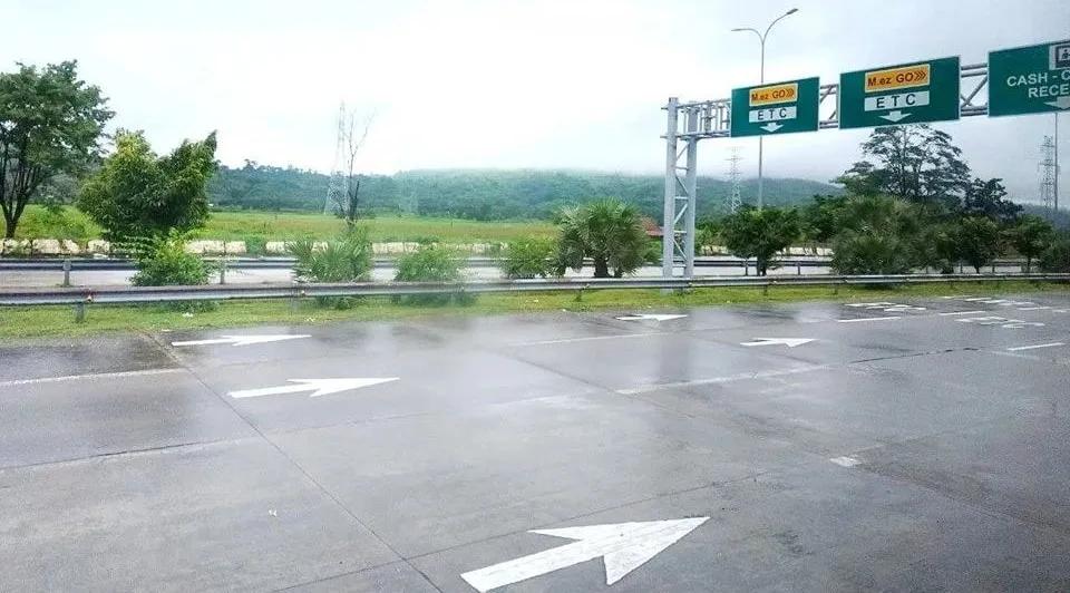 缅甸建设部道路管理司高速维护及监督组消息，在仰曼高速通行往来的客车，10月16日