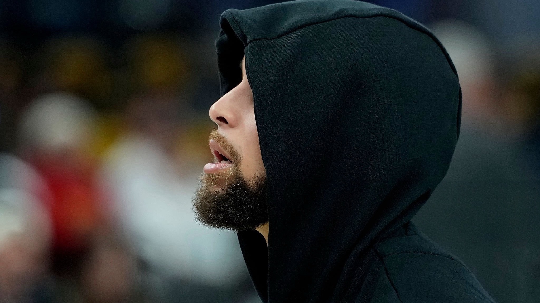 早 不用看比赛 开启美好周末库里超话创作官