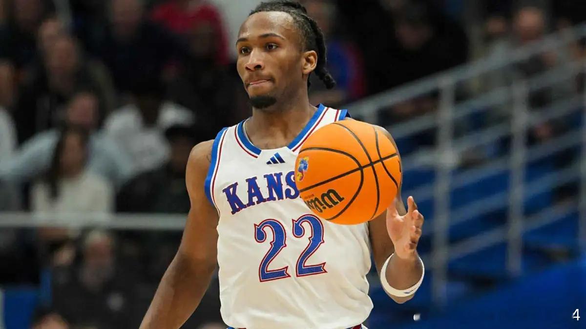 堪萨斯大学主帅比尔·塞尔夫确认，明星后卫达林·彼得森因股四头肌抽筋，将缺席周二对