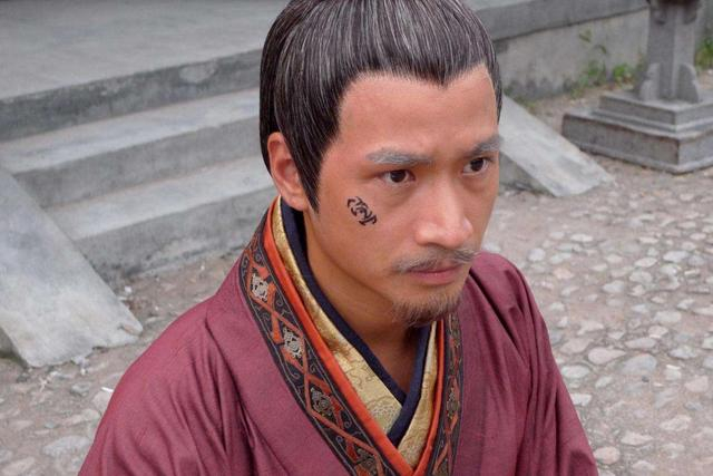 公元前143年，西汉名将周亚夫吐血身亡。早年相士许负曾为他看相，预言他先封侯、再