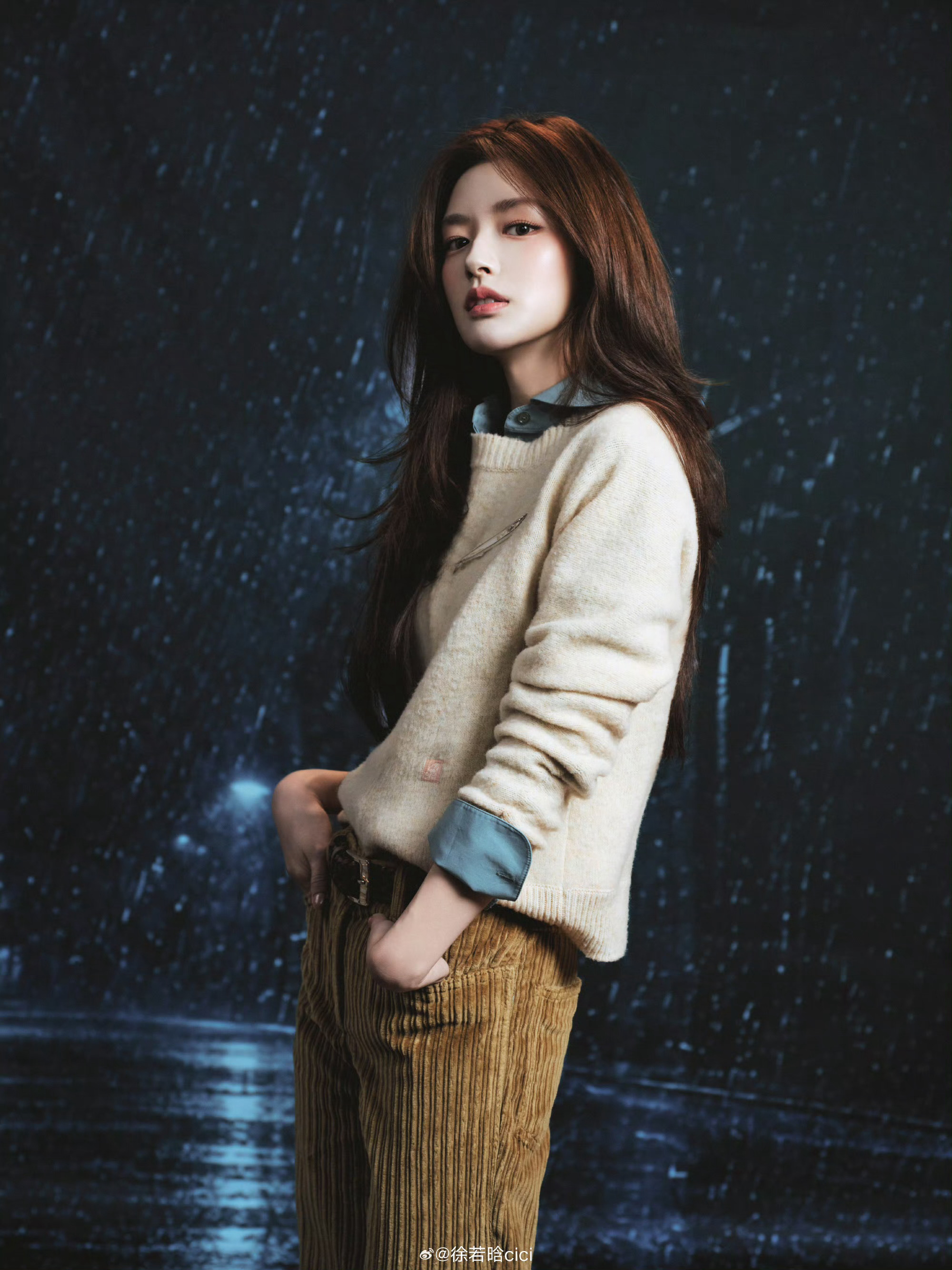 徐若晗贡献了伟大的人生镜头 《玉簟秋》里这段画面太有质感了，徐若晗眼神一抬，角色