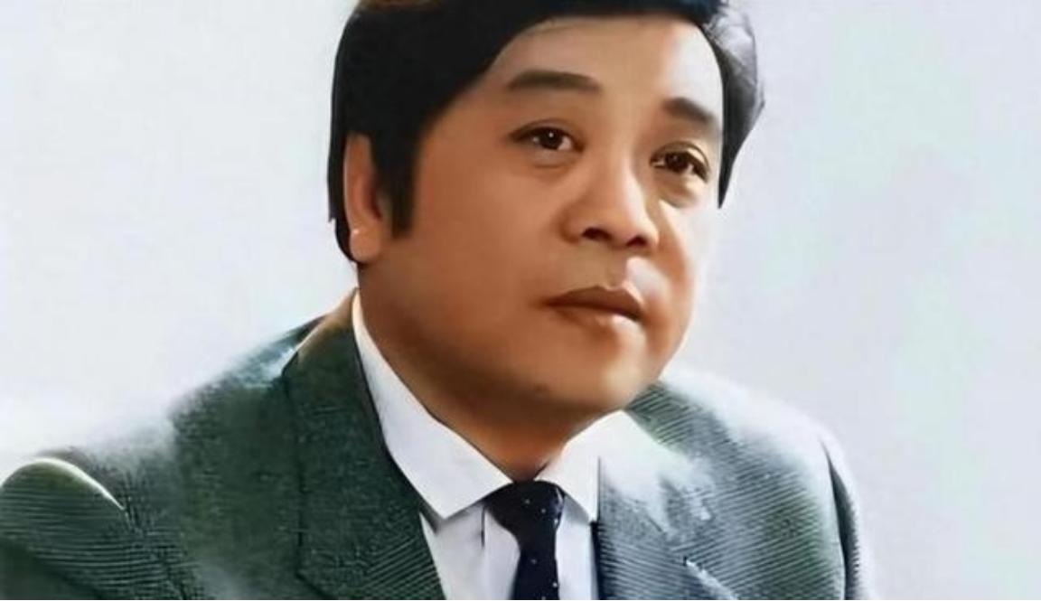 “赵忠祥瞒着妻子与我发生关系多年，并有特殊癖好，令我身心受到严重伤害！”2004