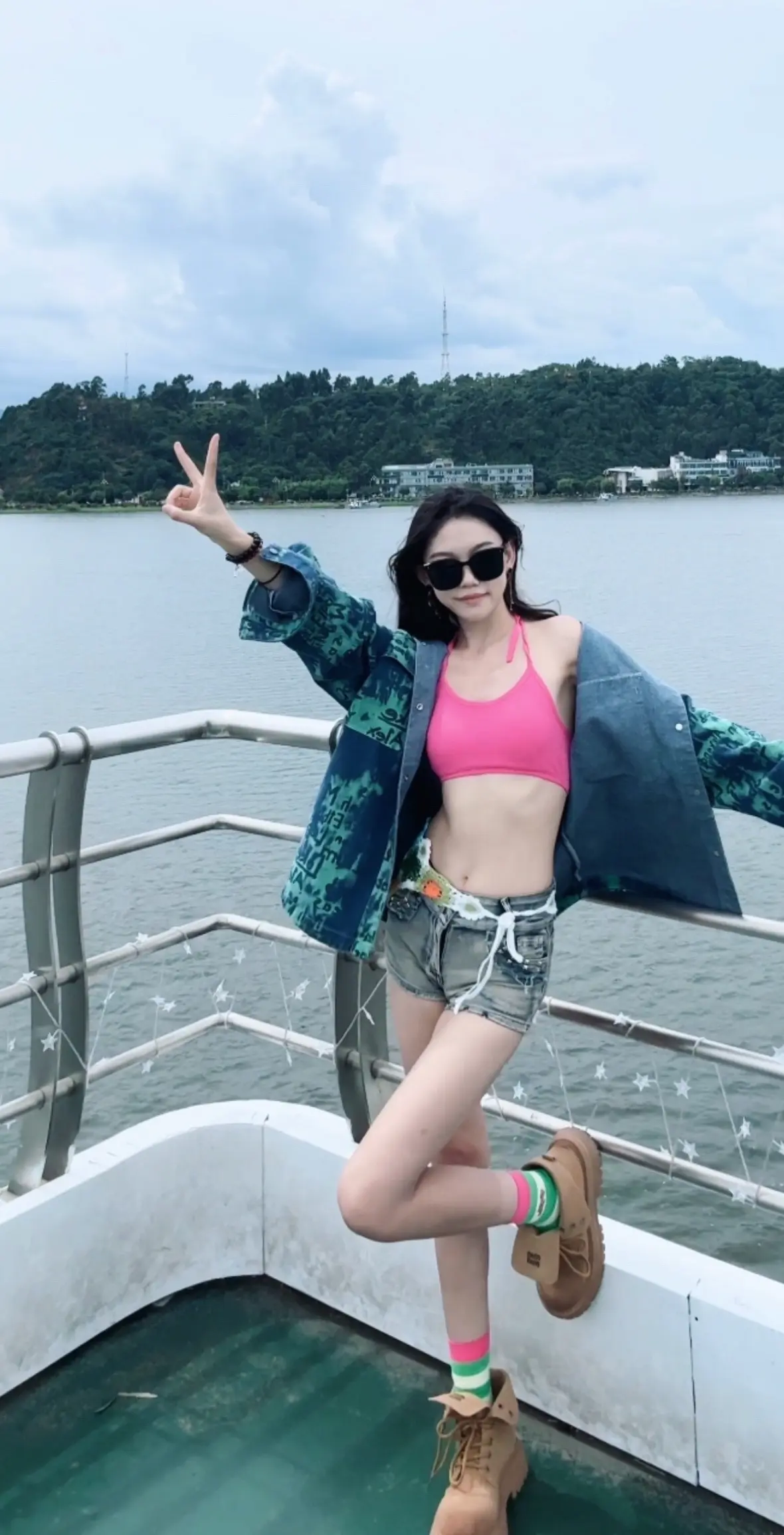 海边正常穿搭！啥也没漏！