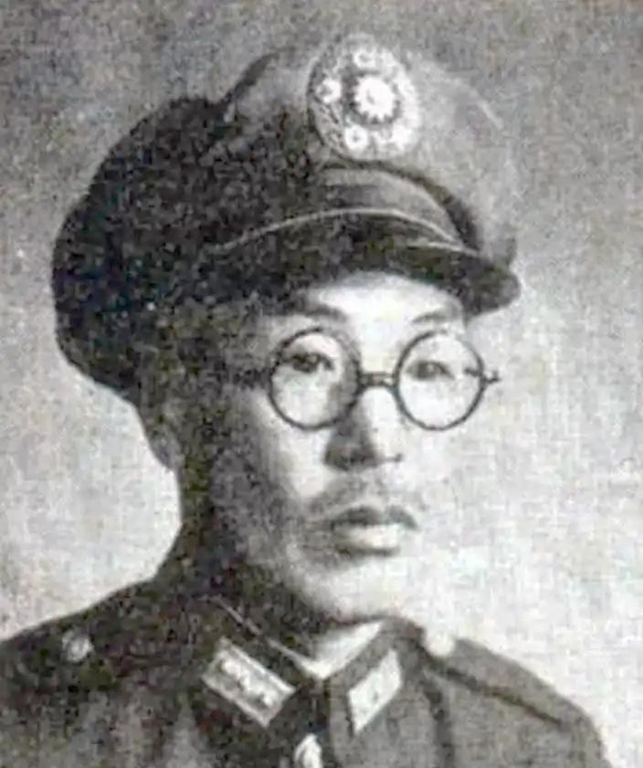 一等功臣刘戈平：边境战场的孤胆英雄
 
一等功臣刘戈平是四川绵阳人，边境作战中他