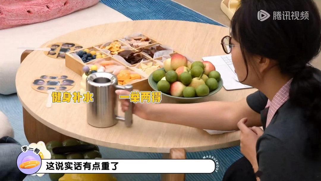李一桐的手臂肌肉线条李一桐剧透美人余剧情很炸裂兼具柔美与力量！李一桐手臂肌肉线条
