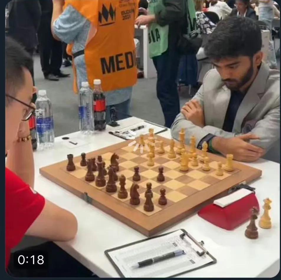 丁立人休战，中国男队不敌榜首印度男队，中国男队遭遇首败，印度队达成七连胜，继续独