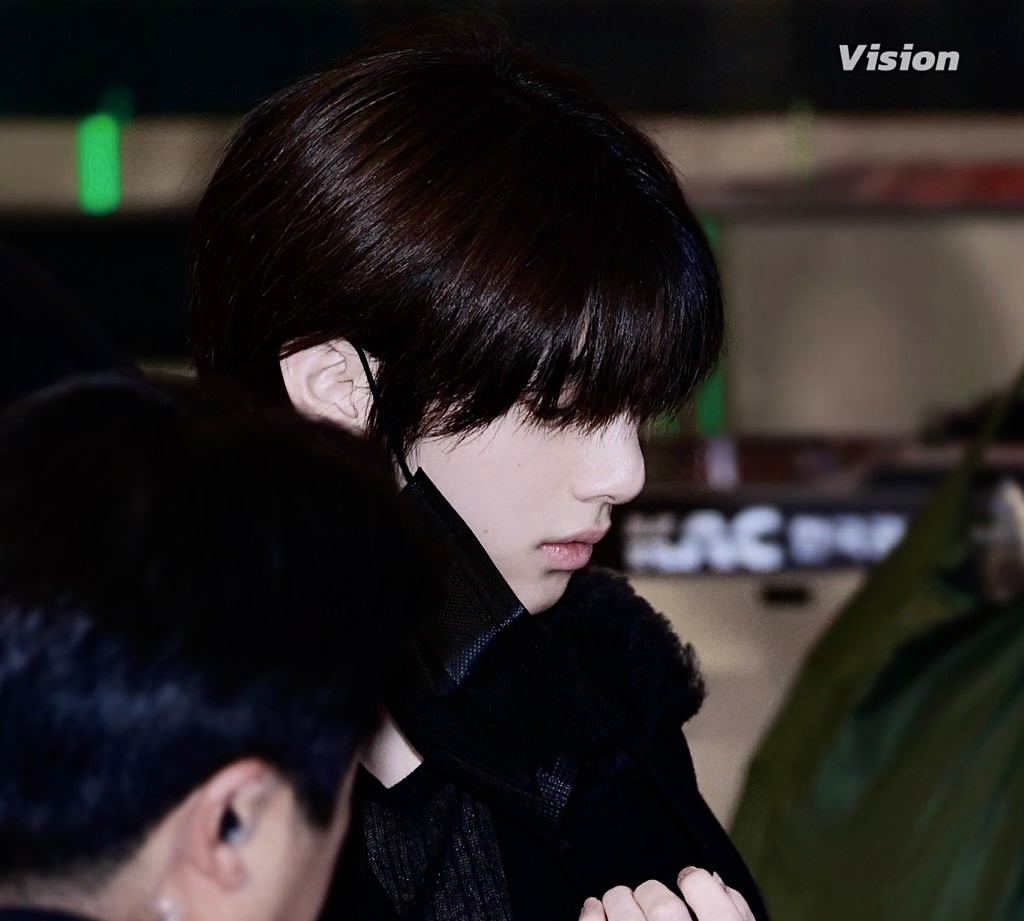 扑鼻而来的男鬼味儿 