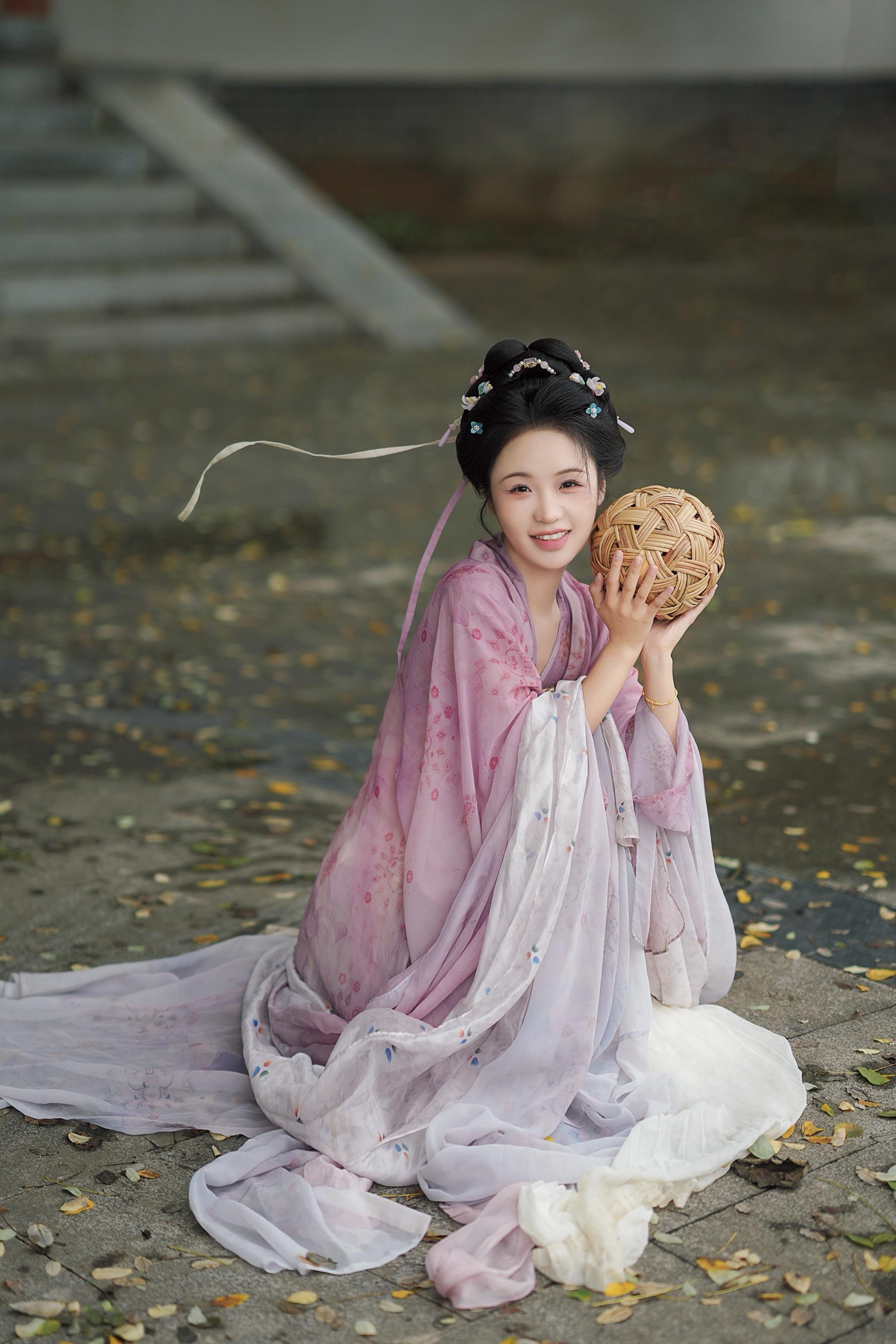 “女儿心总如水”