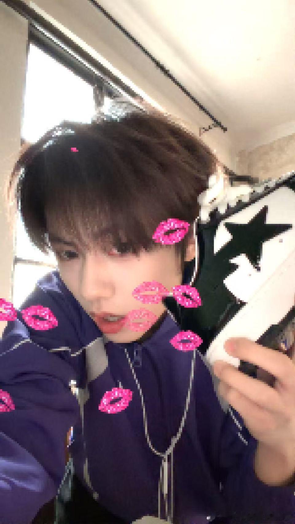 张子墨 小宝们能不能路评 经验值还差8就九级啦～好事多墨为张子墨守护星愿