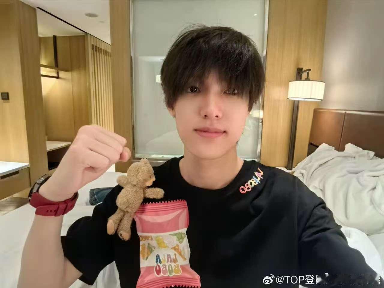 张泽禹廊坊over张泽禹最喜欢打逆风局了张泽禹最喜欢打逆风局了，廊坊over，[