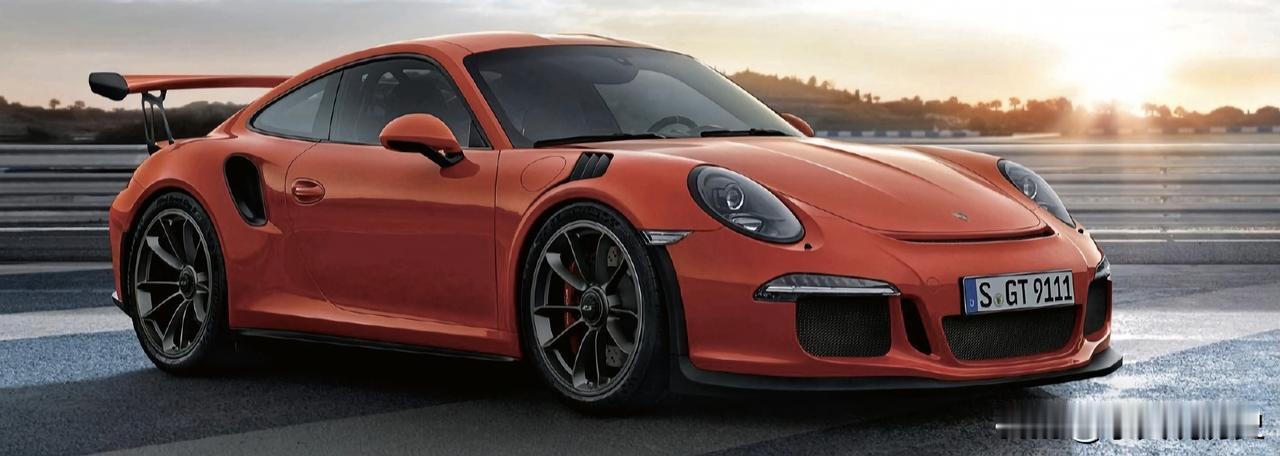 全新911 GT3 RS——为赛道而生
作为保时捷参展2015年日内瓦车展的重磅