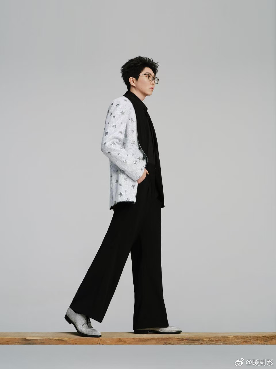 哇唧唧哇否认毛不易解约 莫名其妙就被传解约，现在的造谣成本真的太低了。 