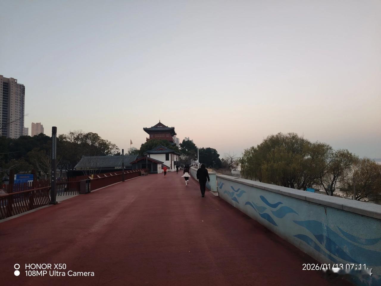 晒图笔记大赛2026年1月13日长江岸边《浔阳楼》下晨练打卡分享运动快乐