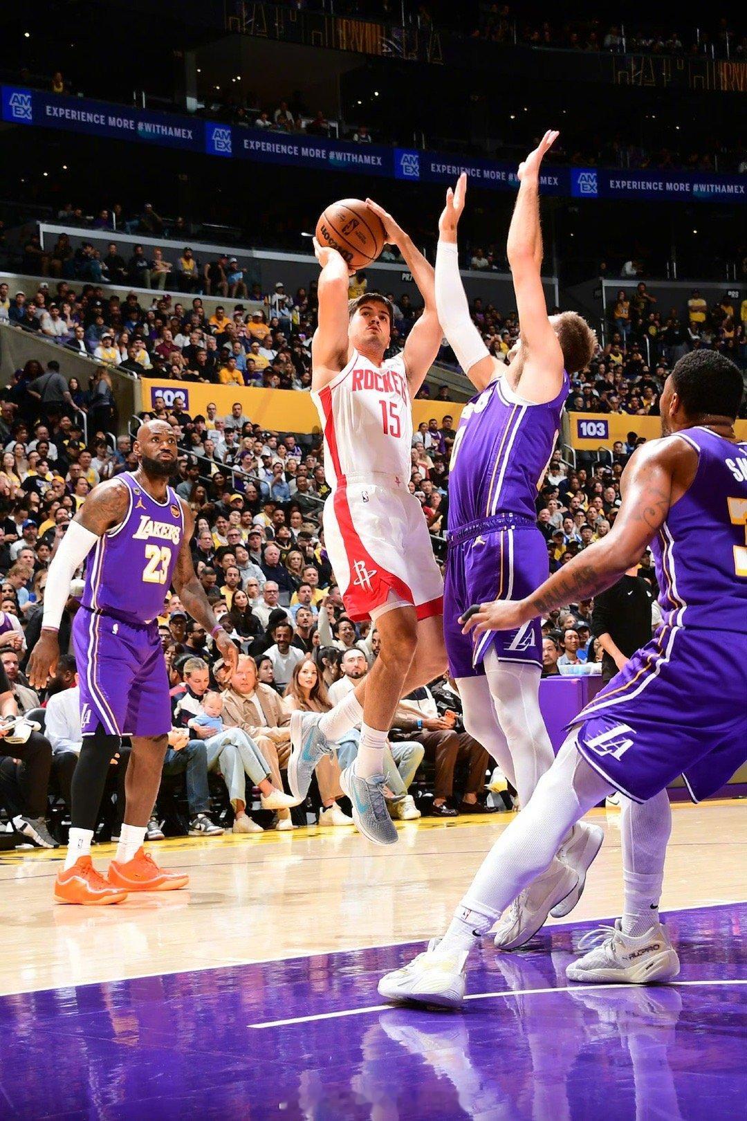 NBA25-26赛季火箭季后赛第一轮第5场，全场比赛结束，火箭99-93湖人，系