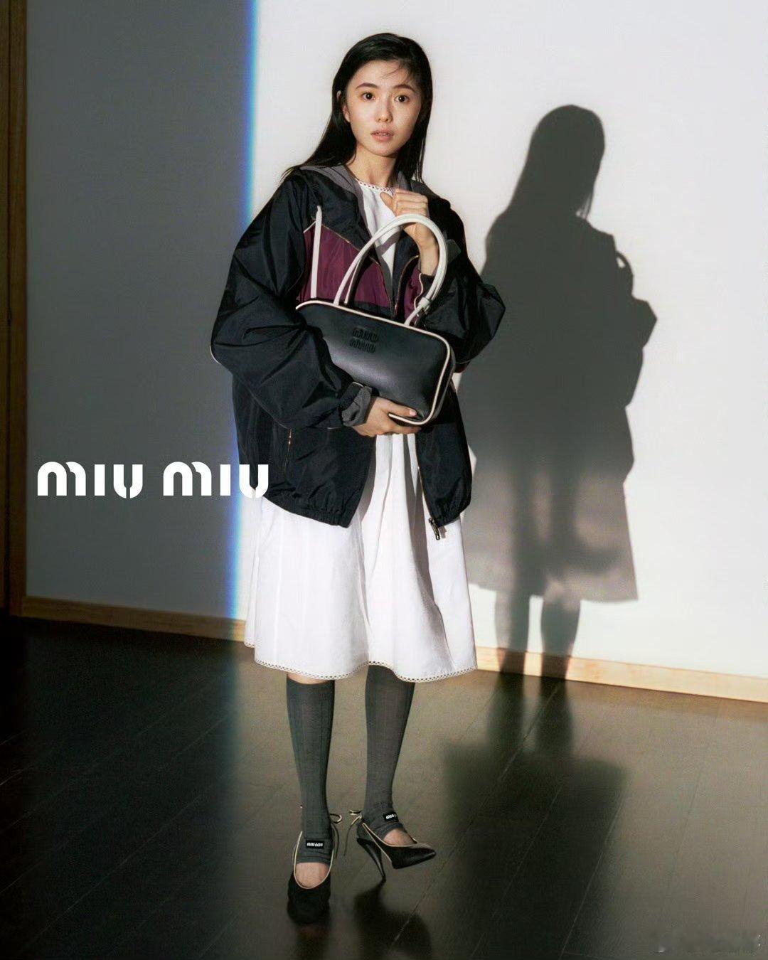 MiuMiu2025春夏系列 Miu Miu每次都有种想把所有单品都放在代言人身