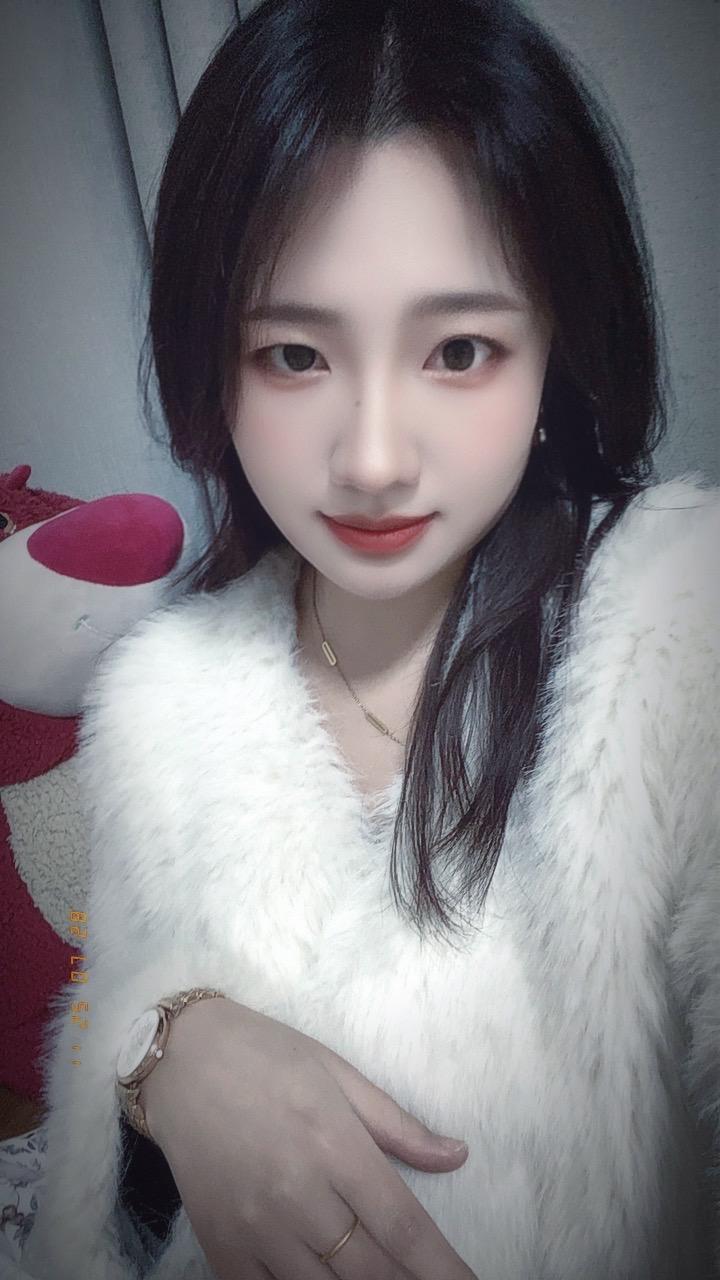 我们见一面吧  外面下雪了❄️我很想你