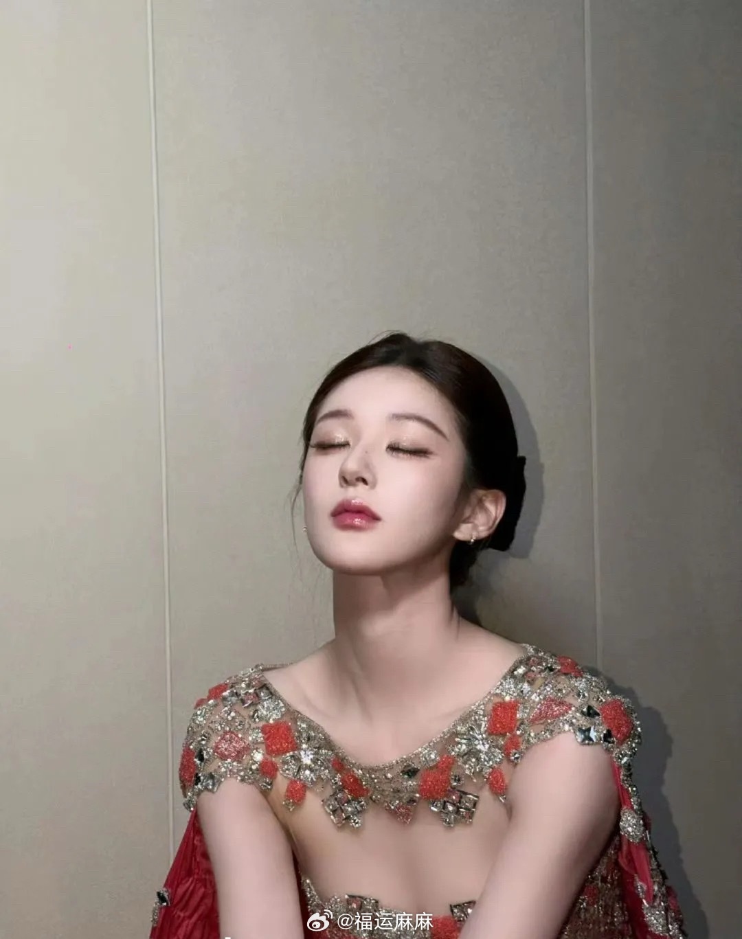 好美好明艳