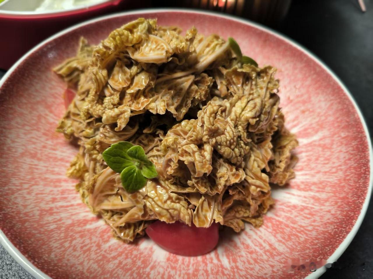 昨天晚上在万象城里吃的中餐，乾园天津菜，感觉还不错。
没点太多菜，四个菜够吃就行