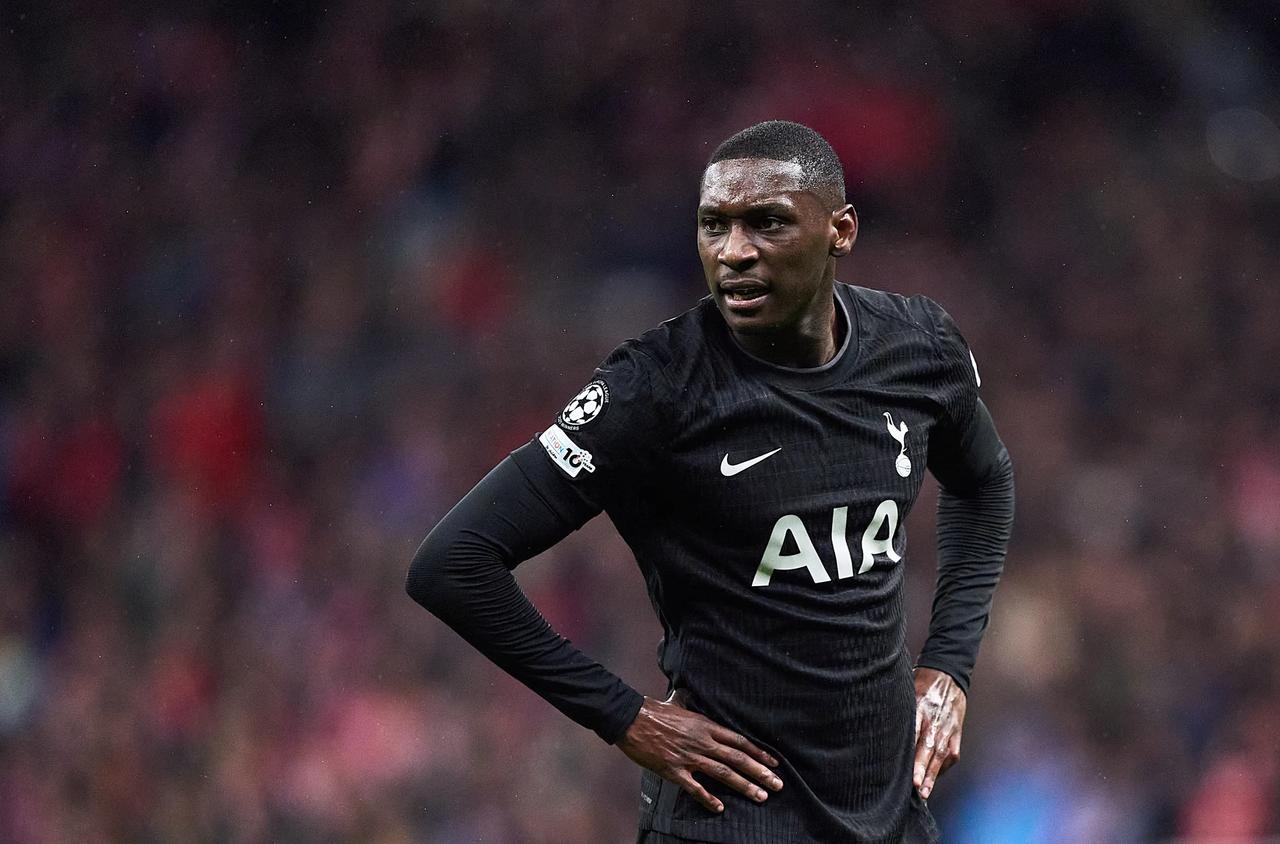 罗密欧：“尤文图斯正与科洛·穆阿尼的经纪人进行接触。双方关系极佳，鉴于斯帕莱蒂对