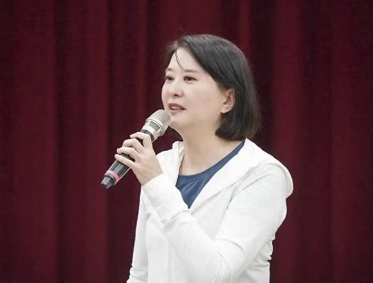 台湾军队这回摊上大事了，而且事情闹得太大，想压都压不下去！短短半个月，台军的黑料