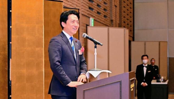日本这次彻底怂了！

当地时间5月29日，在香格里拉对话会开幕式暨晚宴结束之后，