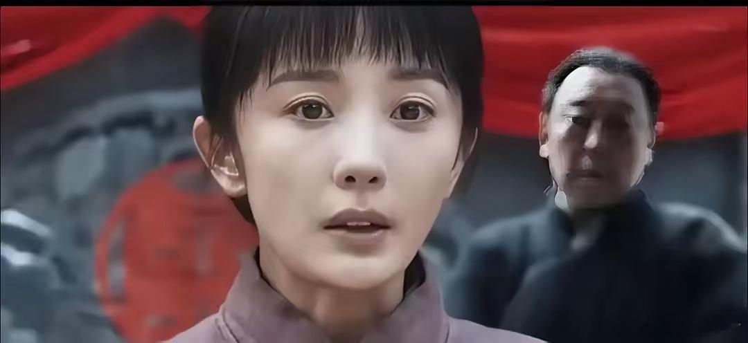 39岁的杨幂这次可真是选对方向啦！以前总看到中年演员在古偶剧里硬演年轻小姑娘，还