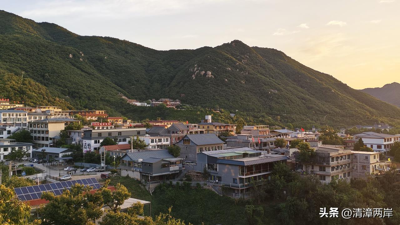 分享城市新鲜事从昨天中午开始，涉县就一直在下雨。一直到今天的早晨7点。雨依旧在淅