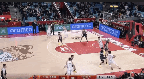 3月23日CBA吉林队88:86赢了北京队。可是现在想想，让周琦去外线投三分，可