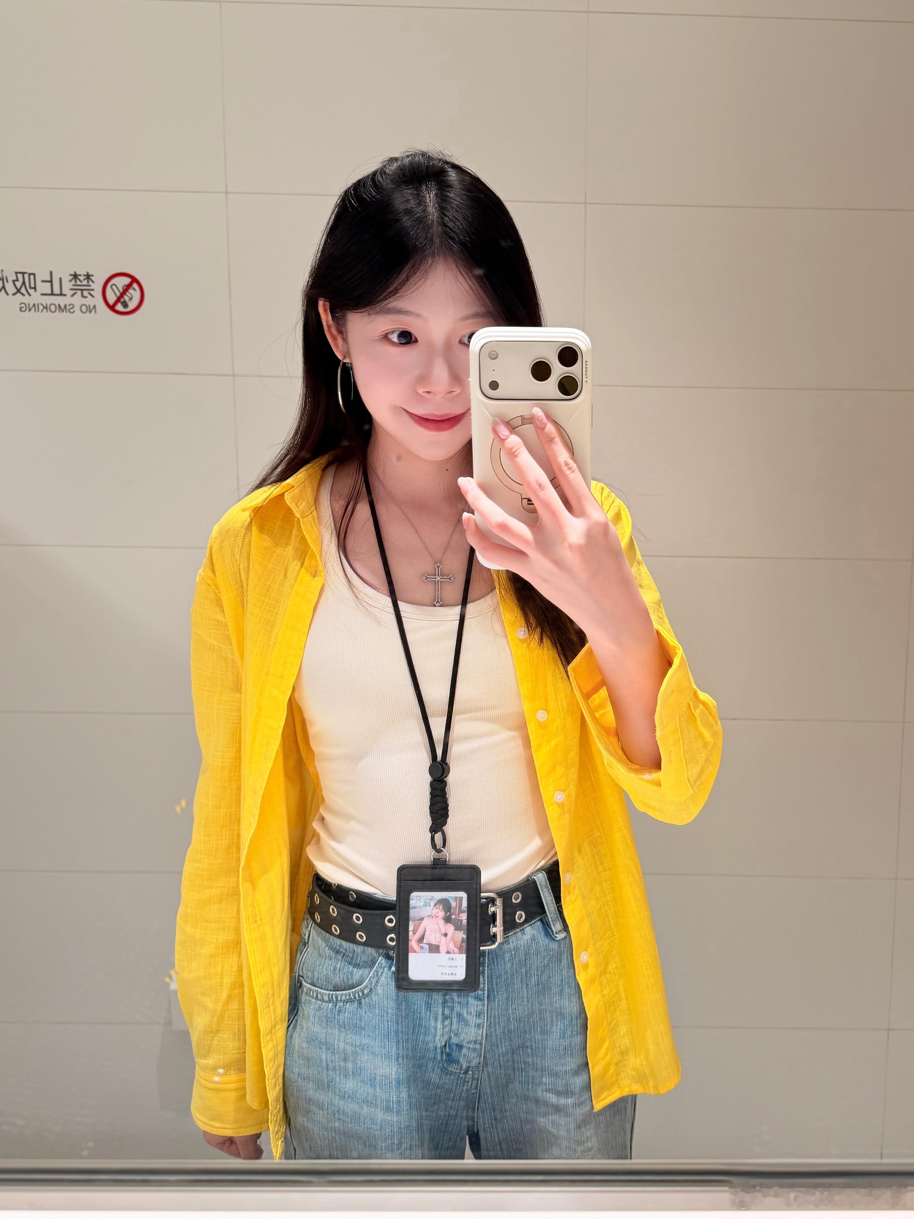 今天上班又闯祸了没事😐 保持好心态 知错就改就是好宝宝这星期每天晚上下班还要搞