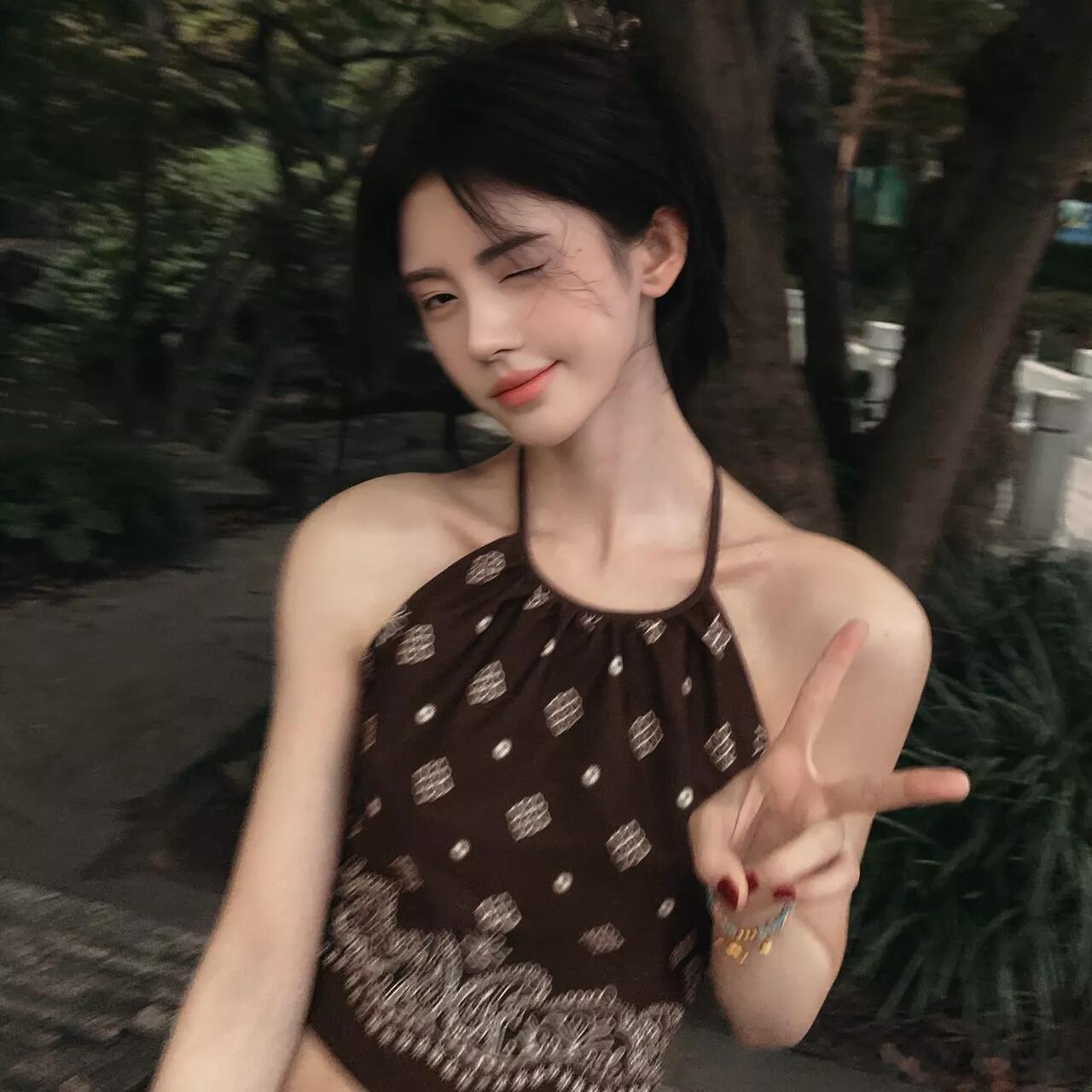 鞠婧祎[超话] jjy鞠婧祎千香引 jjy鞠婧祎姜黎非  “日出东方却落于西 人